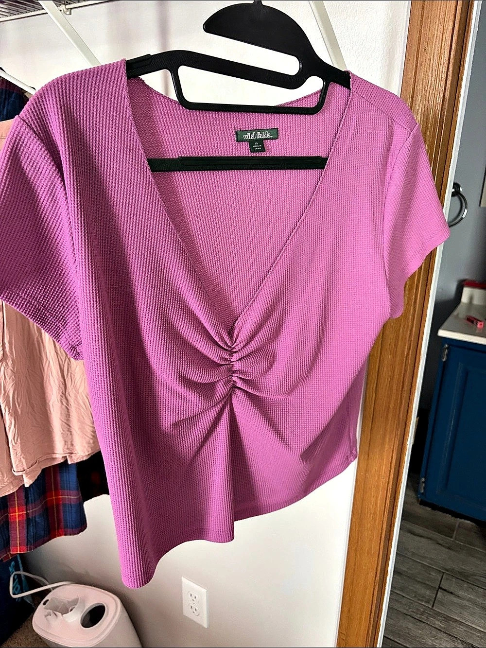 wild fable Ruched Short Sleeve Top in Pink XL Like New